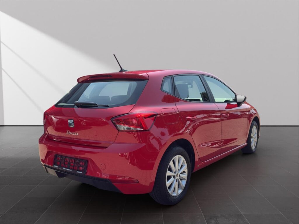 Seat Ibiza Exposé-Bild 4