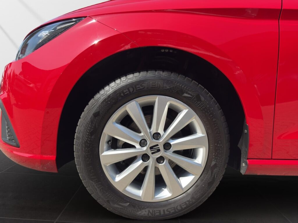 Seat Ibiza Exposé-Bild 11