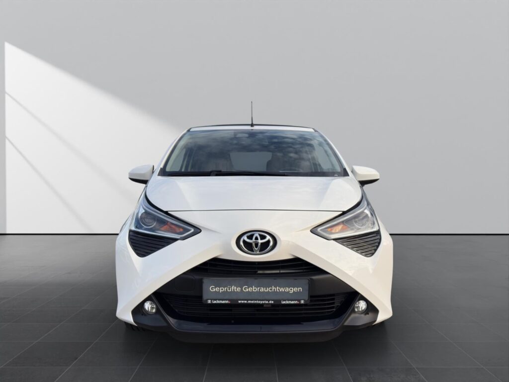 Toyota Aygo Exposé-Bild 2