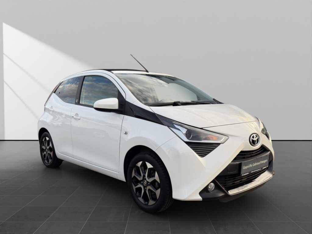 Toyota Aygo Exposé-Bild 3