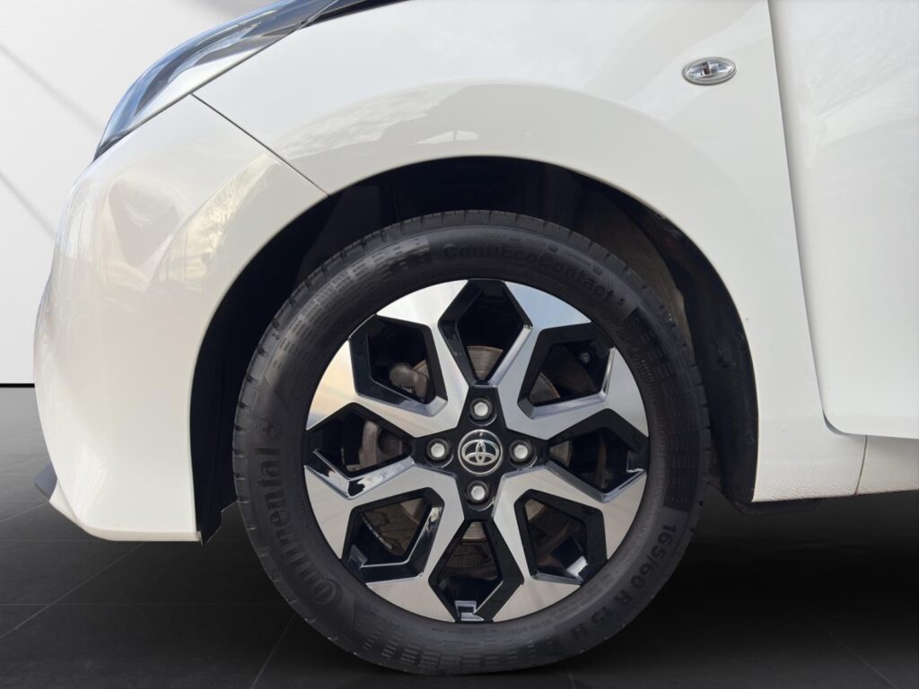 Toyota Aygo Exposé-Bild 11