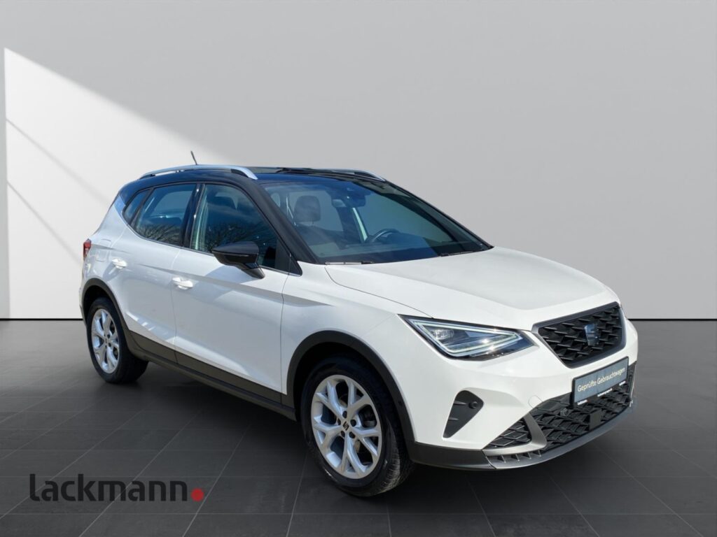Seat Arona Exposé-Bild 3