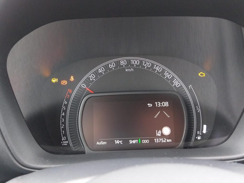 Toyota Aygo X Exposé-Bild 14