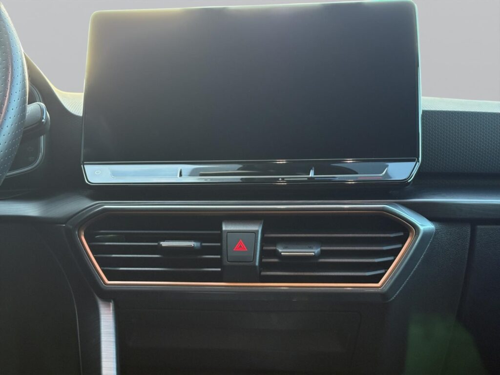 Cupra Leon Exposé-Bild 13