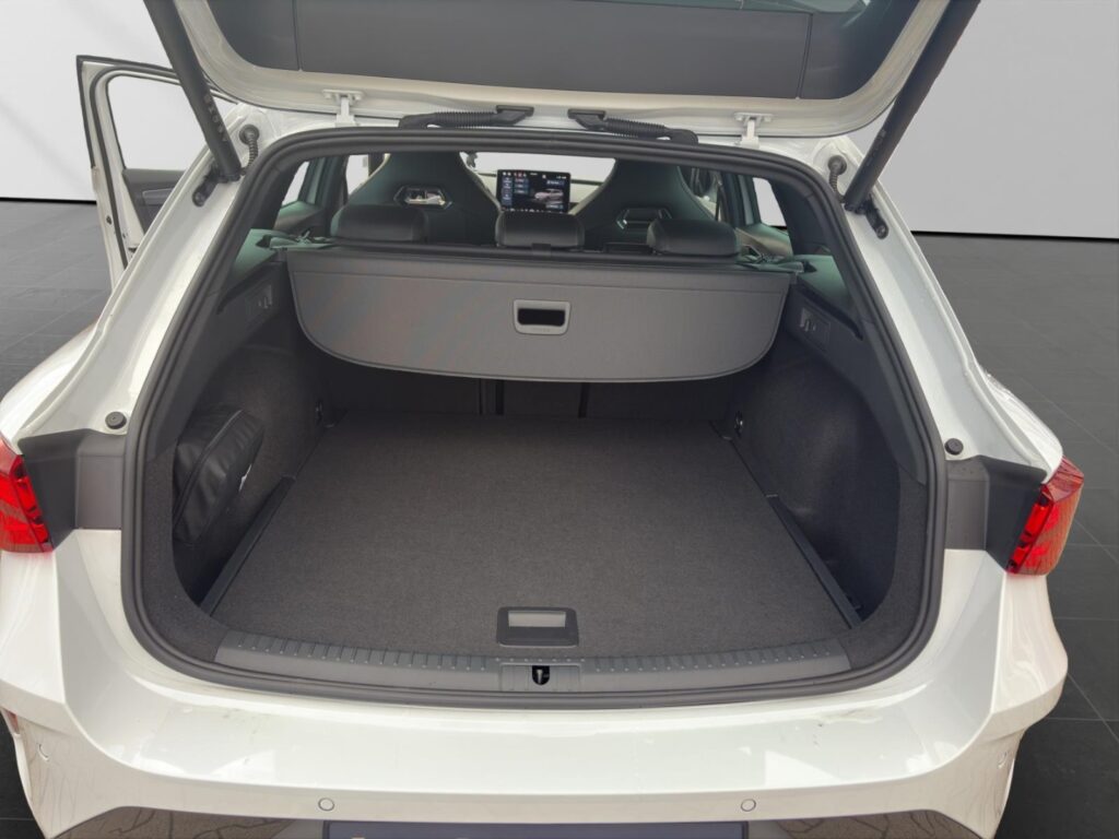 Cupra Leon Exposé-Bild 7