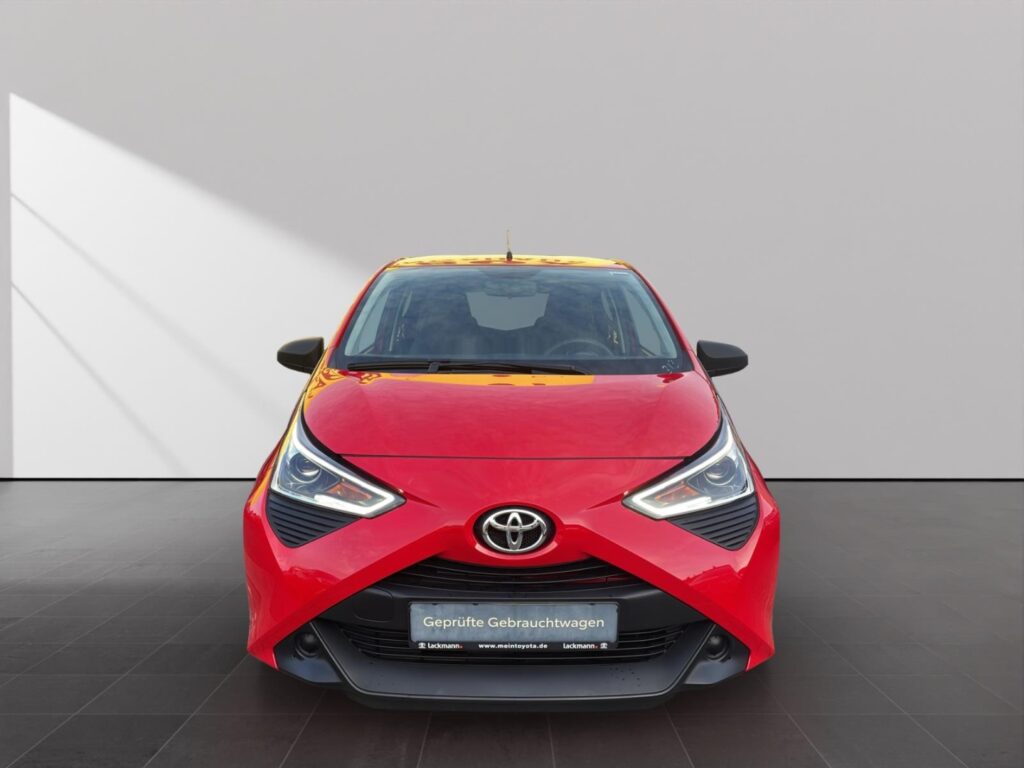 Toyota Aygo Exposé-Bild 2