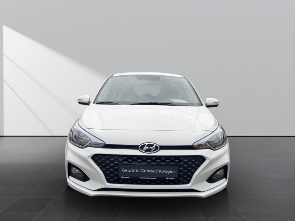 Hyundai i20 Exposé-Bild 2