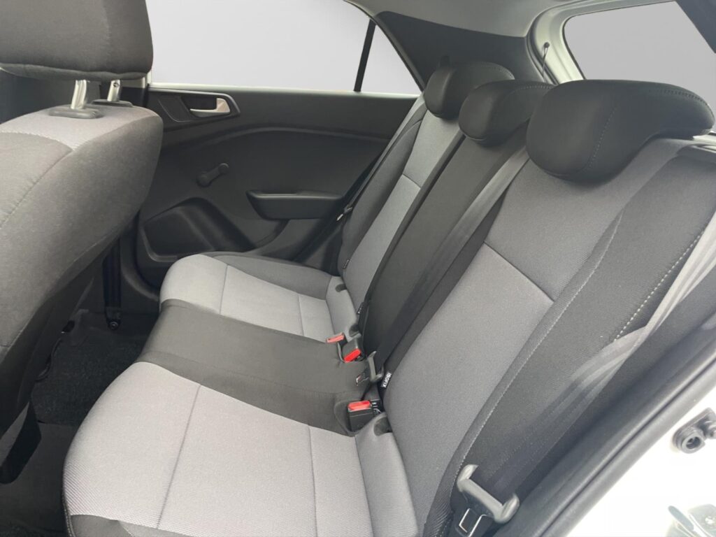 Hyundai i20 Exposé-Bild 9